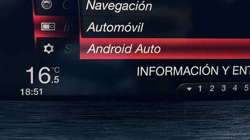 Alfa Romeo Stelvio • 2020 • 59,735 km 7