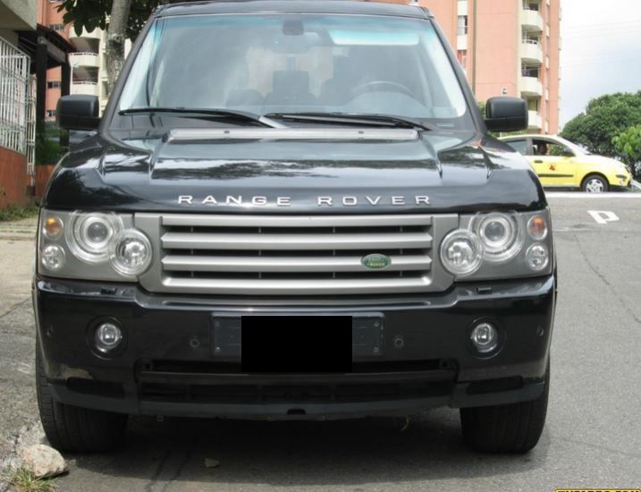 Land Rover Range Rover • 2009 • 150,000 km 2