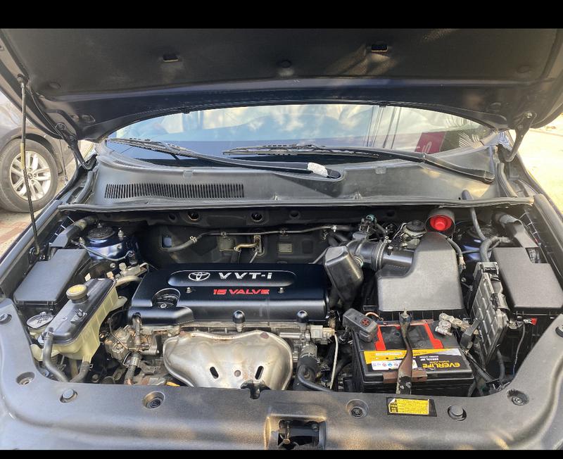 Toyota RAV4 • 2007 • 121,000 km 5