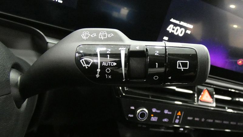 Kia Niro • 2023 • 32,361 km 28