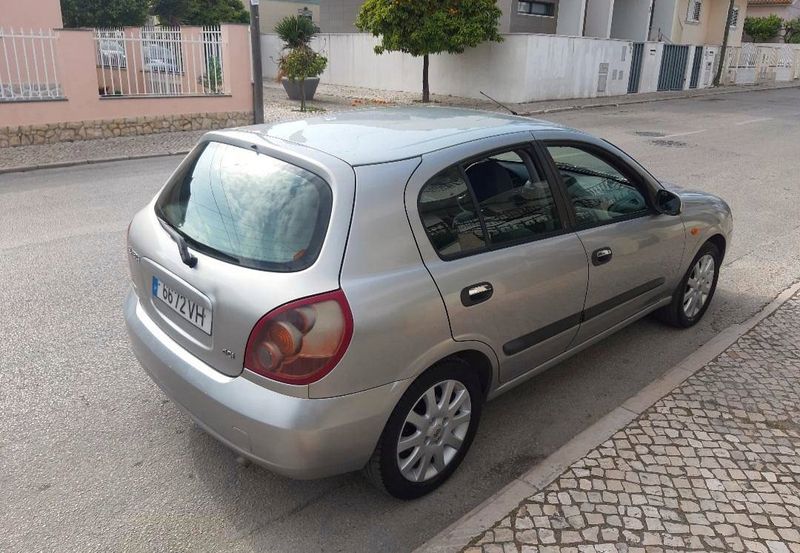 Nissan Almera • 2003 • 250,000 km 5