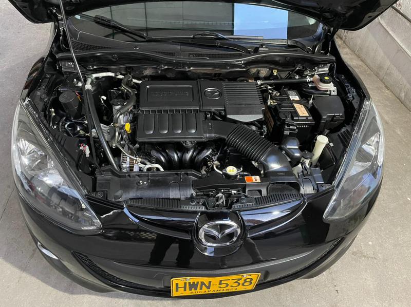 Mazda 2 • 2015 • 41,500 km 5