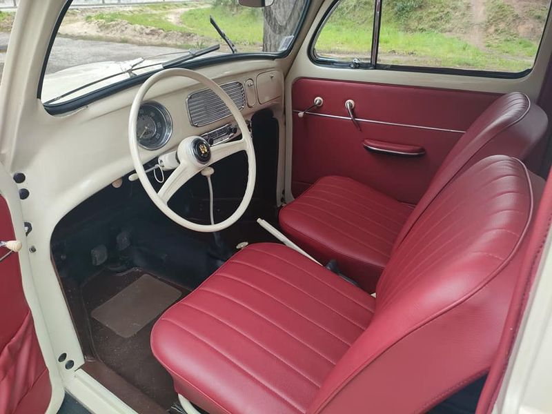 Volkswagen New Beetle • 1955 • 126,000 km 4