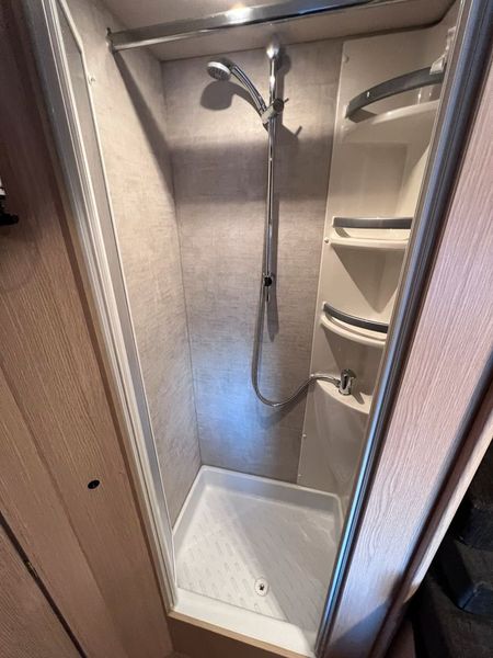 Fiat Ducato • 2018 • 38,500 km 11