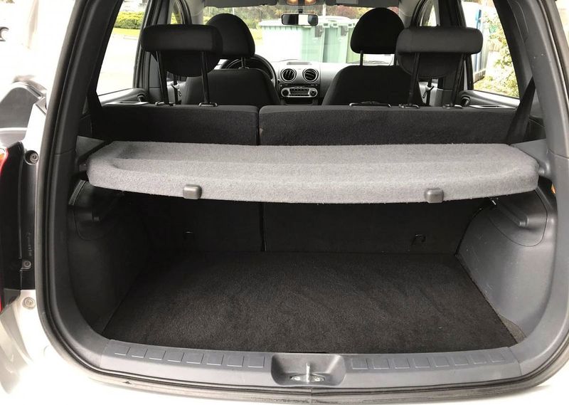 Mitsubishi Colt • 2009 • 120,000 km 2