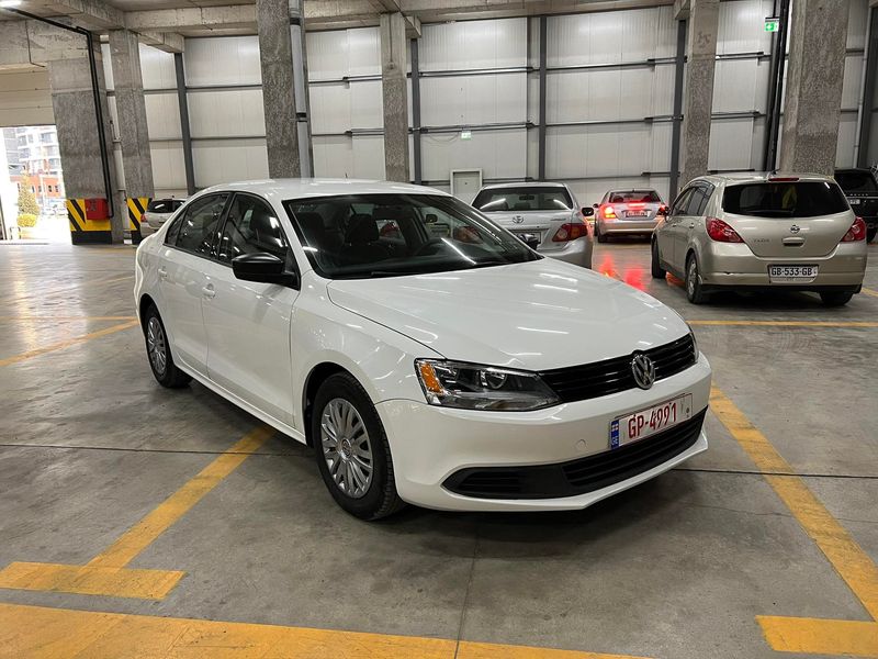 Volkswagen Jetta • 2013 • 140,000 km 4