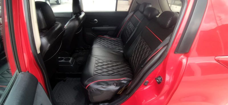 Nissan Tiida • 2011 • 200,000 km 6