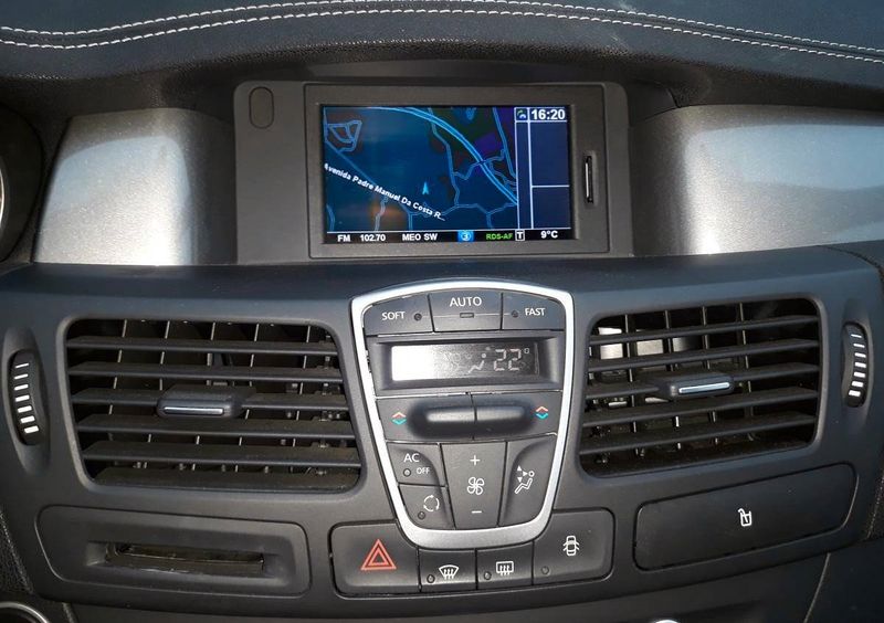 Renault Laguna • 2012 • 80,000 km 6