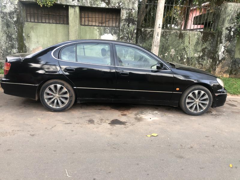 Lexus GS 300 • 2004 • 255,000 km 2