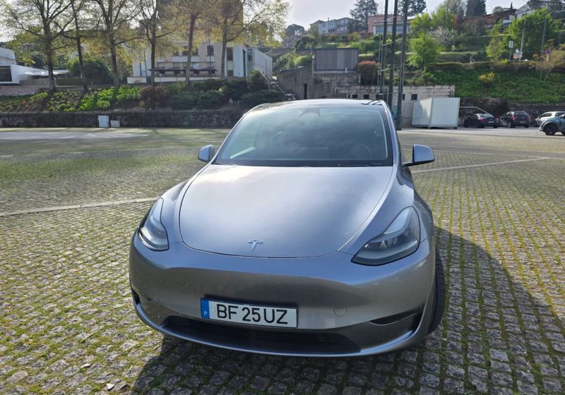 Tesla Model Y • 2023 • 37,776 km 1