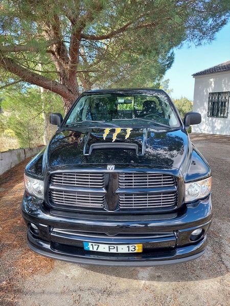 Dodge Ram 50 Pickup • 2004 • 380,000 km 1