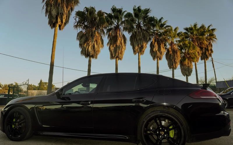 Porsche Panamera • 2014 • 93,500 km 2