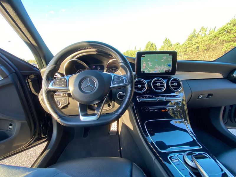 Mercedes-Benz C • 2017 • 275,000 km 7