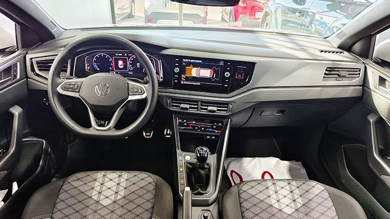 Volkswagen T-Cross • 2021 • 93,950 km 5