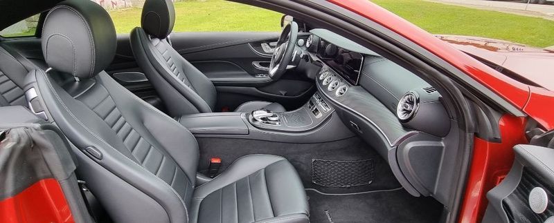 Mercedes-Benz E • 2019 • 74,000 km 4