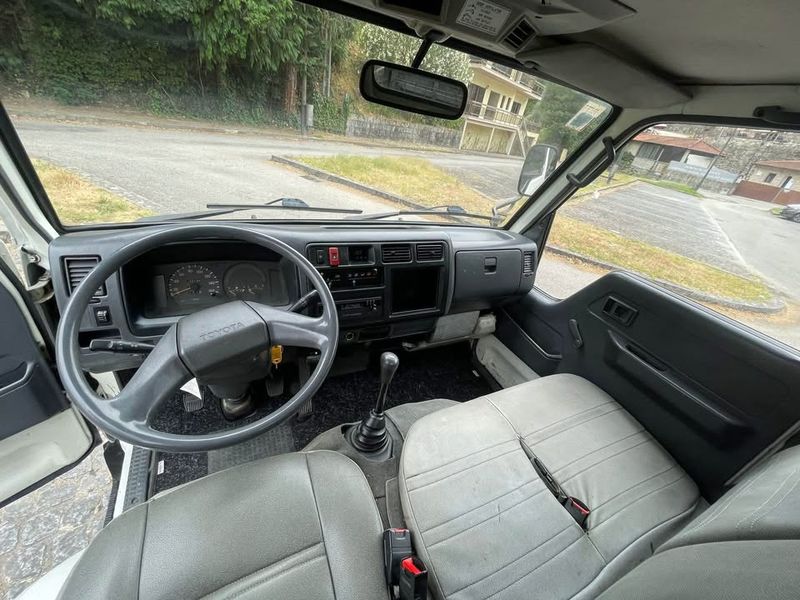 Toyota Dyna • 1999 • 187,000 km 2