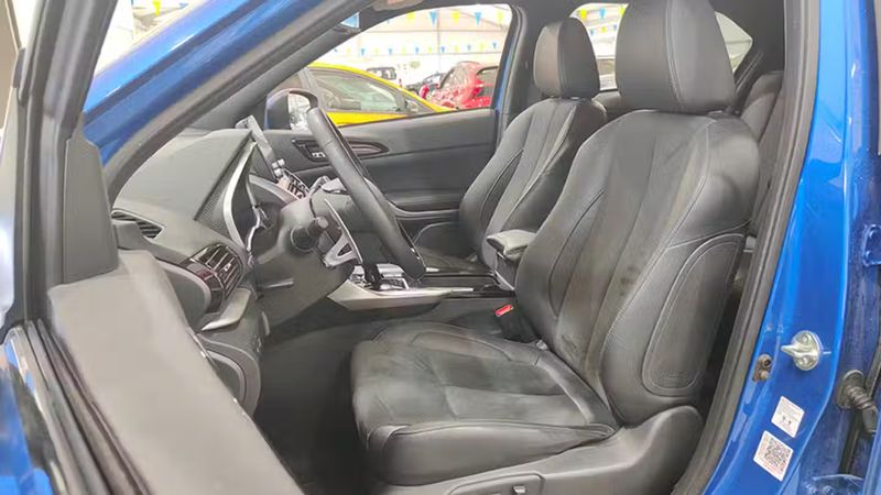 Mitsubishi Eclipse Cross • 2023 • 49,505 km 11