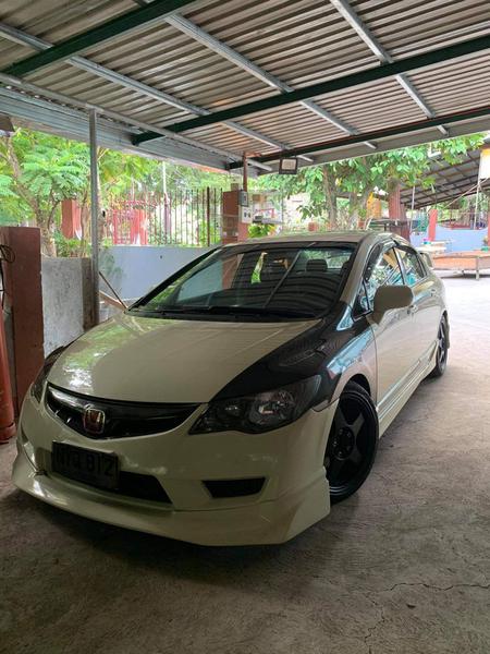 Honda Civic • 2009 • 6,000 km 3