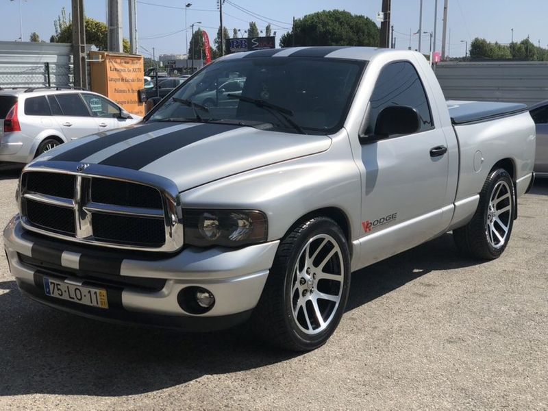 Dodge RAM • 2004 • 125,000 km 1