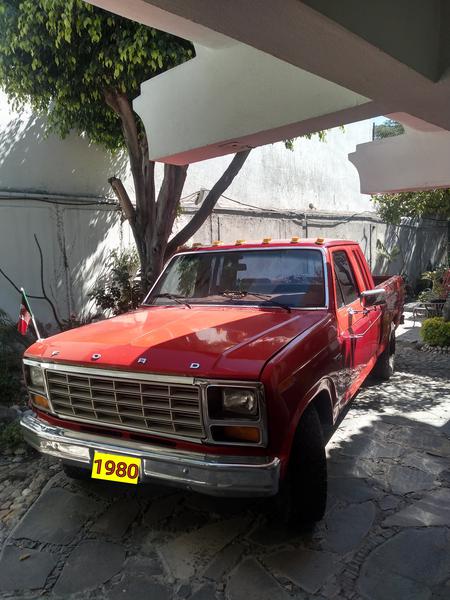 Ford F-150 • 1980 • 100,000 km 2