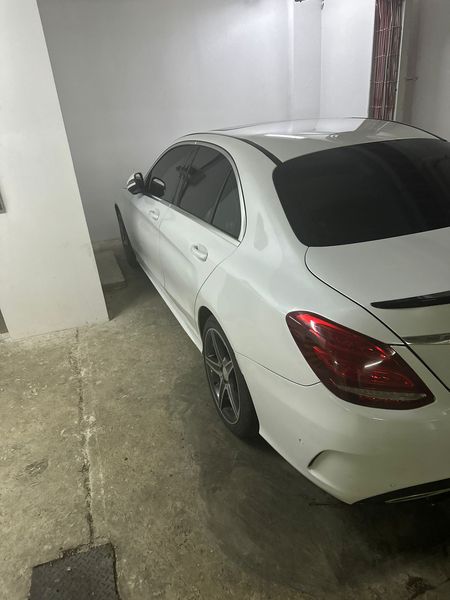 Mercedes-Benz 200 - 300 • 2016 • 119,000 km 3