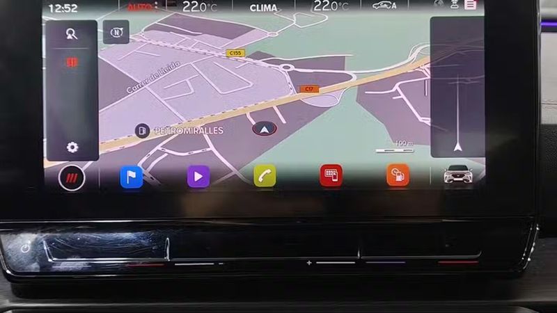 Seat Leon • 2022 • 38,626 km 10