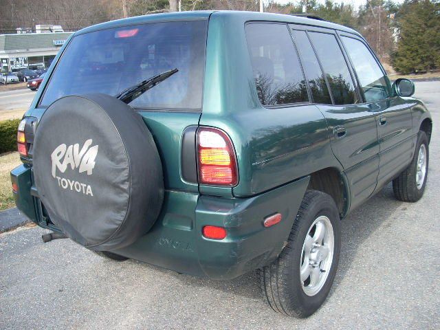 Toyota RAV4 • 2008 • 32 km 2