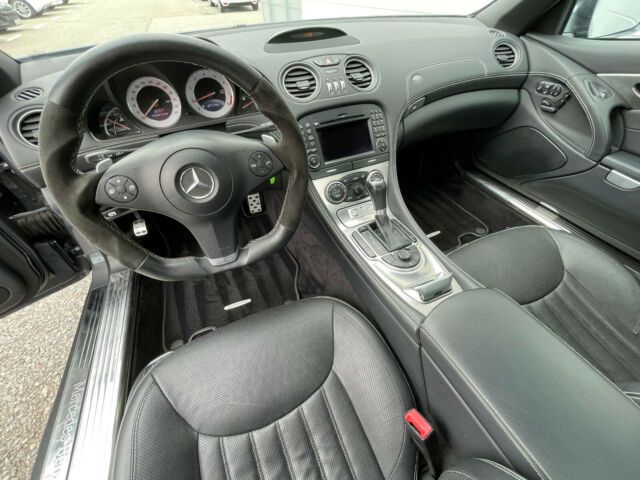 Mercedes-Benz SL • 2009 • 106,000 km 10