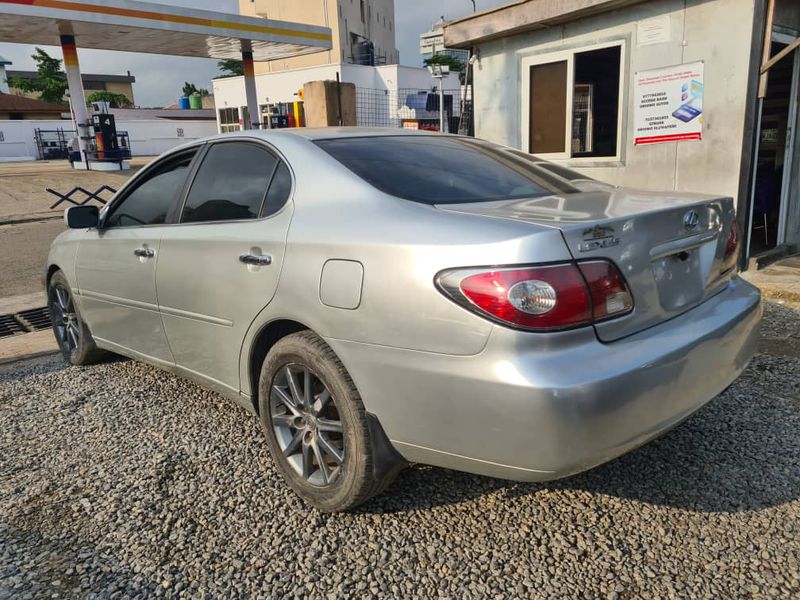 Lexus ES 330 • 2004 • 102,864 km 7