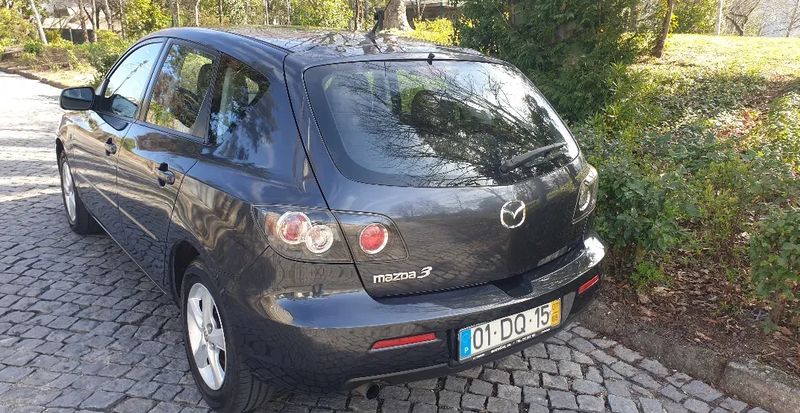 Mazda 3 • 2007 • 269,000 km 2