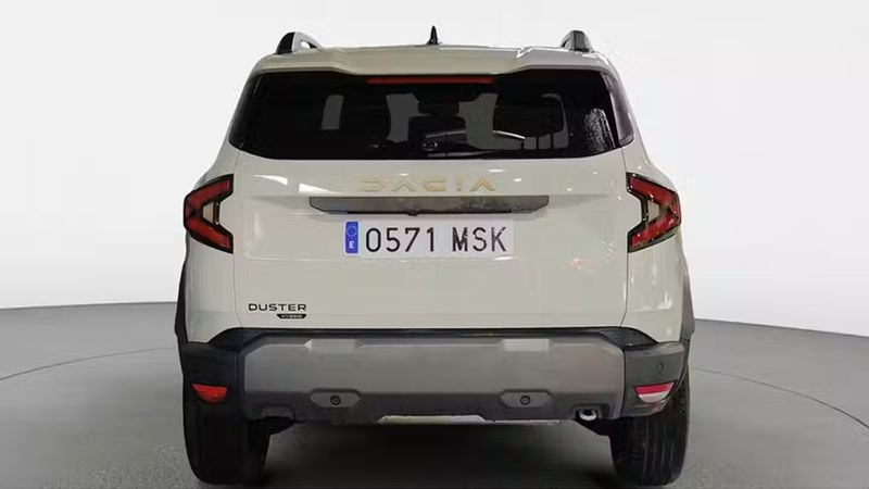 Dacia Duster • 2024 • 10,170 km 8