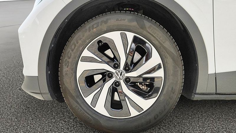 Volkswagen ID.4 • 2022 • 33,600 km 15