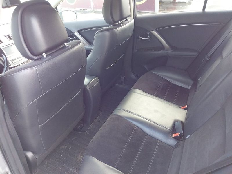 Toyota Avensis • 2012 • 478,000 km 4