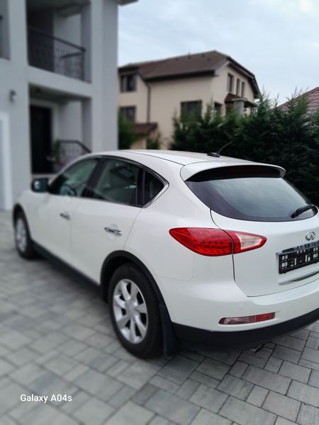 Infiniti EX • 2010 • 44,500 mi 14