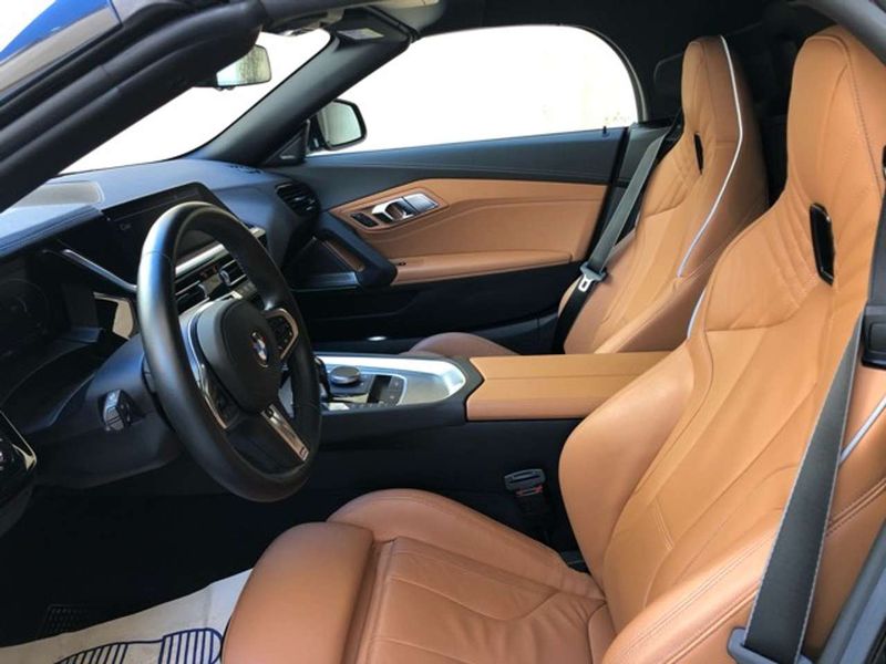 BMW Z4 • 2019 • 139,000 km 10