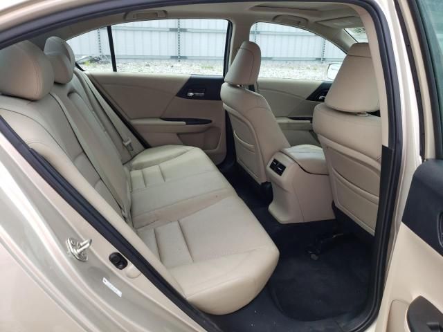 Honda Accord • 2014 • 12 km 6