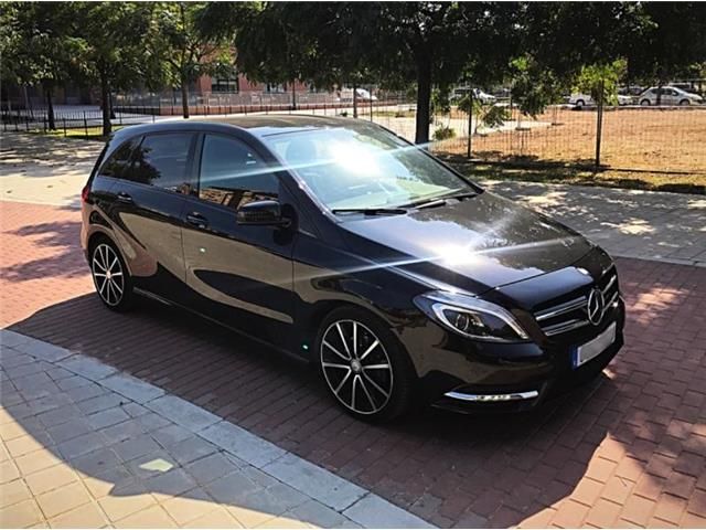 Mercedes-Benz Class B • 2013 • 190,000 km 3