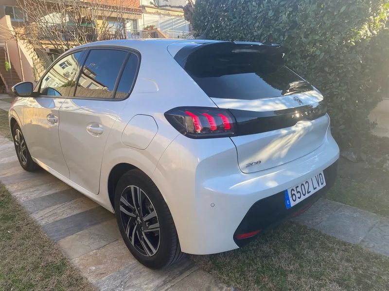 Peugeot 206 • 2021 • 17,000 km 4