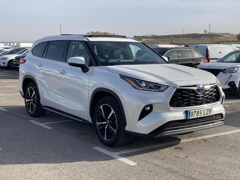 Toyota Highlander Hybrid • 2022 • 46,424 km 1
