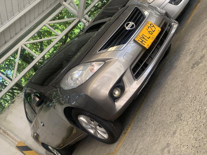 Nissan Versa • 2004 • 59,586 km 3