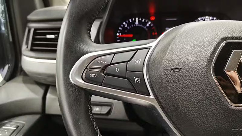 Renault Espace • 2022 • 22,865 km 26