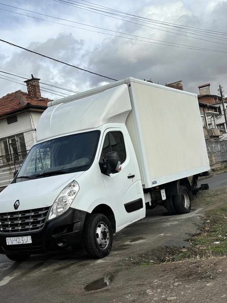 Renault Master • 2011 • 1,000 km 3