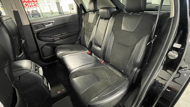 Ford Edge • 2018 • 64,000 km 13