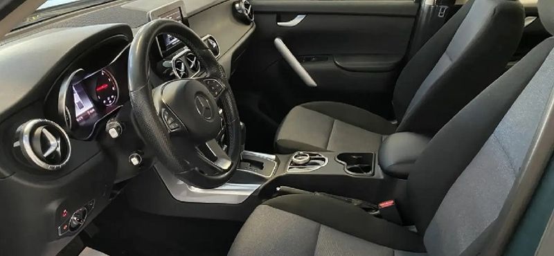 Mercedes-Benz 210 kombi • 2018 • 115,000 km 7
