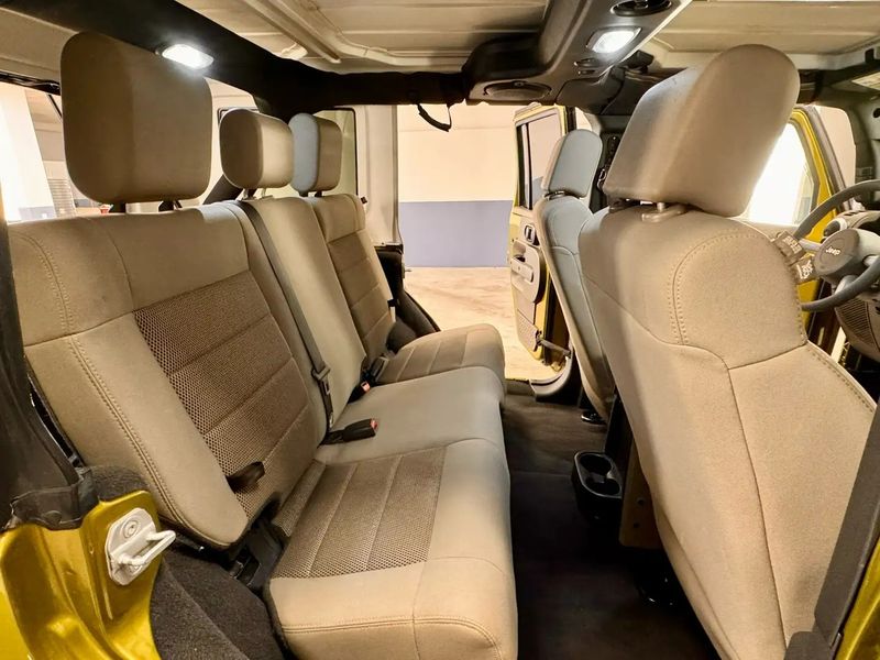 Jeep Wrangler • 2008 • 120,715 km 5