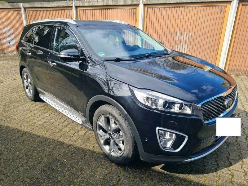 Kia Sorento • 2016 • 98,900 km 2