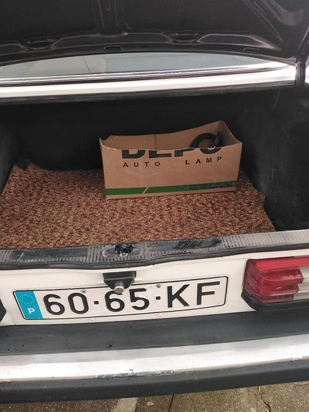 Mercedes-Benz E-320 • 1997 • 4,500 km 5