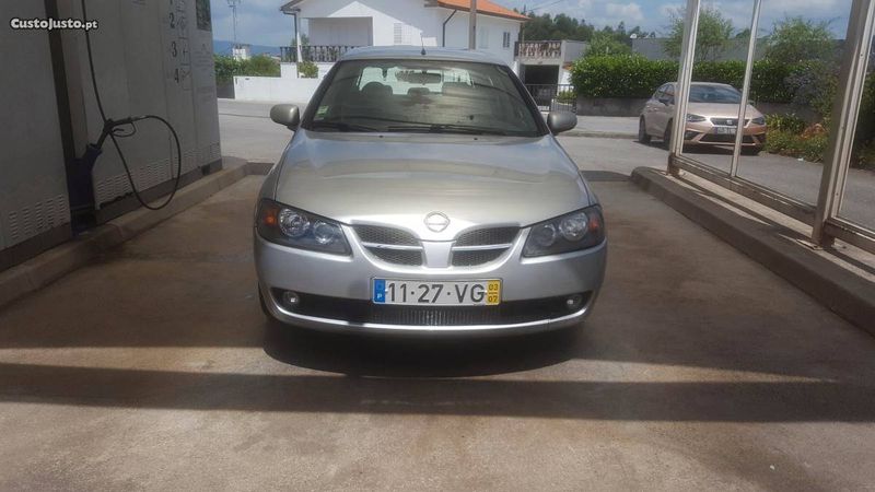 Nissan Almera • 2003 • 230,000 km 2