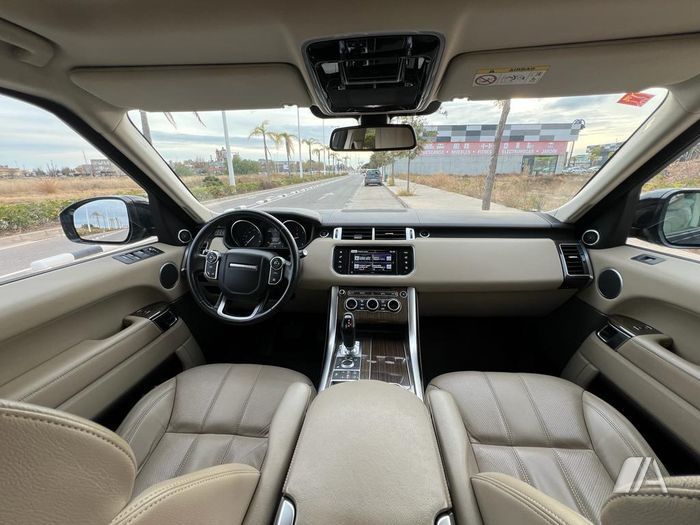 Land Rover Range Rover Sport • 2001 • 160,000 km 10