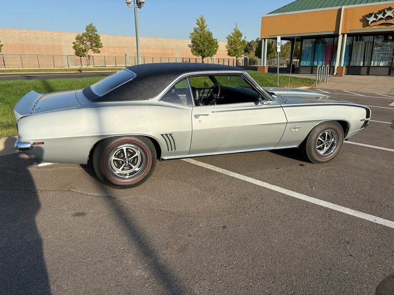Chevrolet Camaro • 1969 • 145,000 km 10